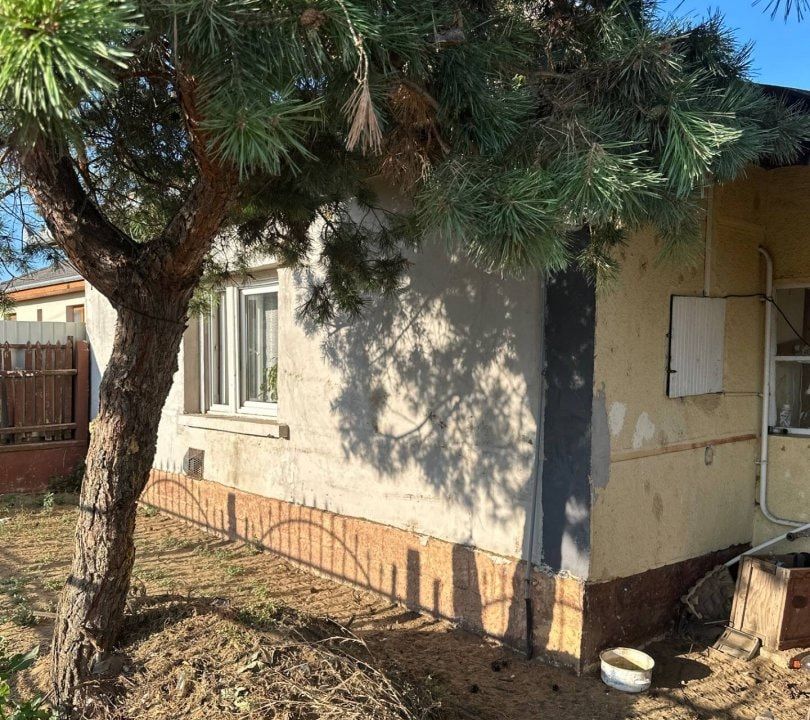 Telek házzal eladó a Báthory lakóparkban: 1. fotó