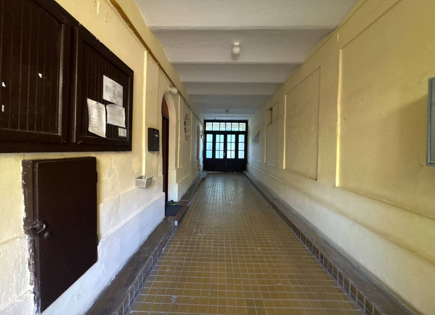 Szerelőaknás garázs eladó a Széchenyi utcában: 3. fotó